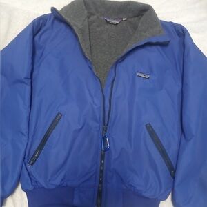Patagonia Royal Blue Men's Windbreaker Jacket with Gray Lining